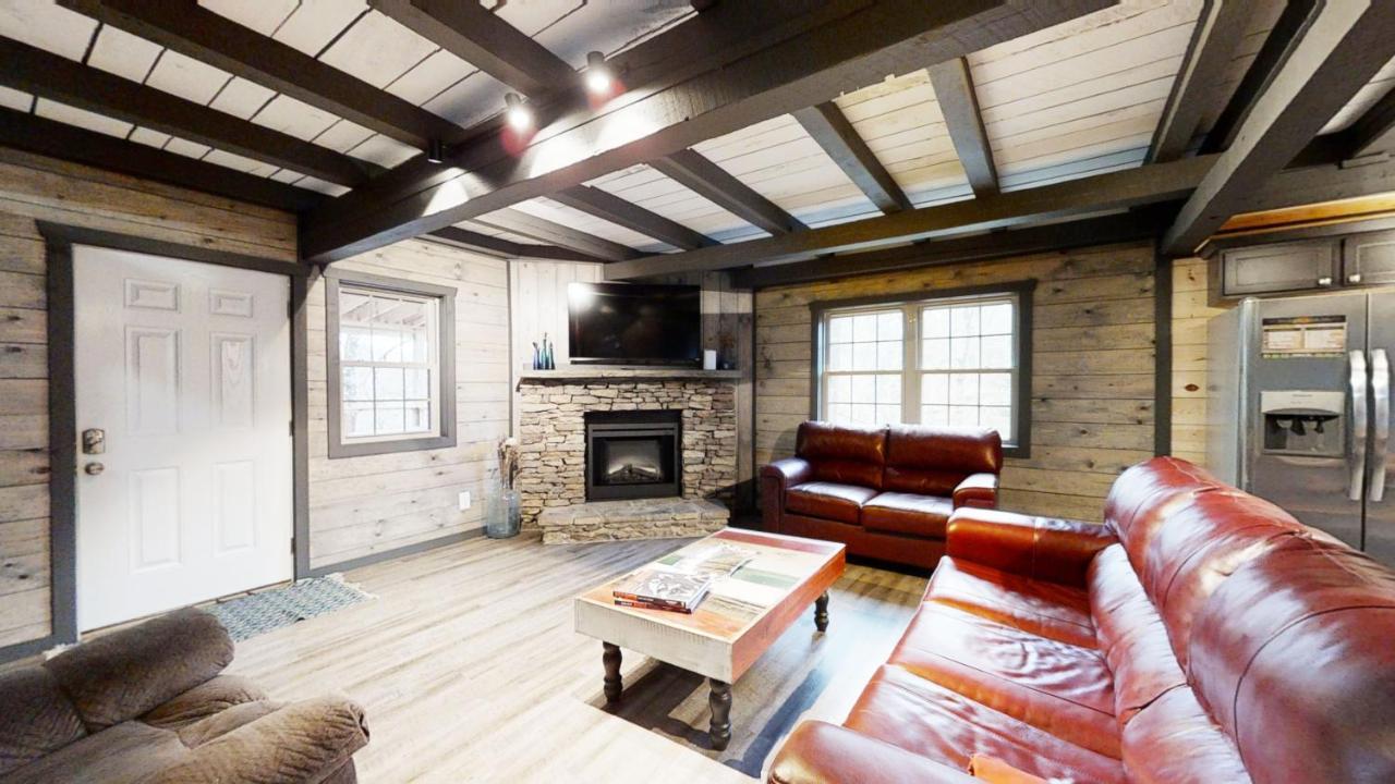 Bigfoots Hideaway Cabin Gatlinburg Exterior foto